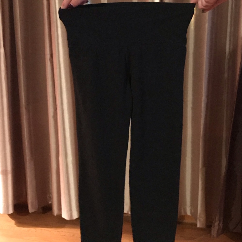 Old Navy: Active: Go-Dry Black Capris